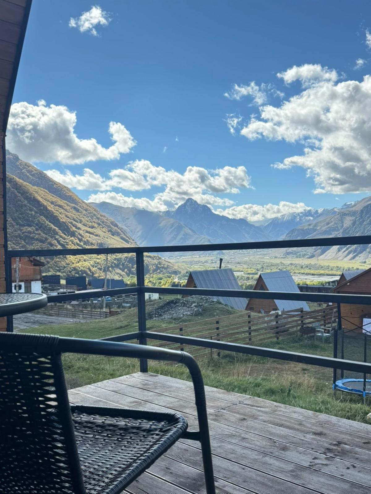 Misty Rocks Kazbegi Apartment Luaran gambar